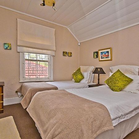 Zareba B&B Guesthouse Glendinningvale ภายนอก รูปภาพ