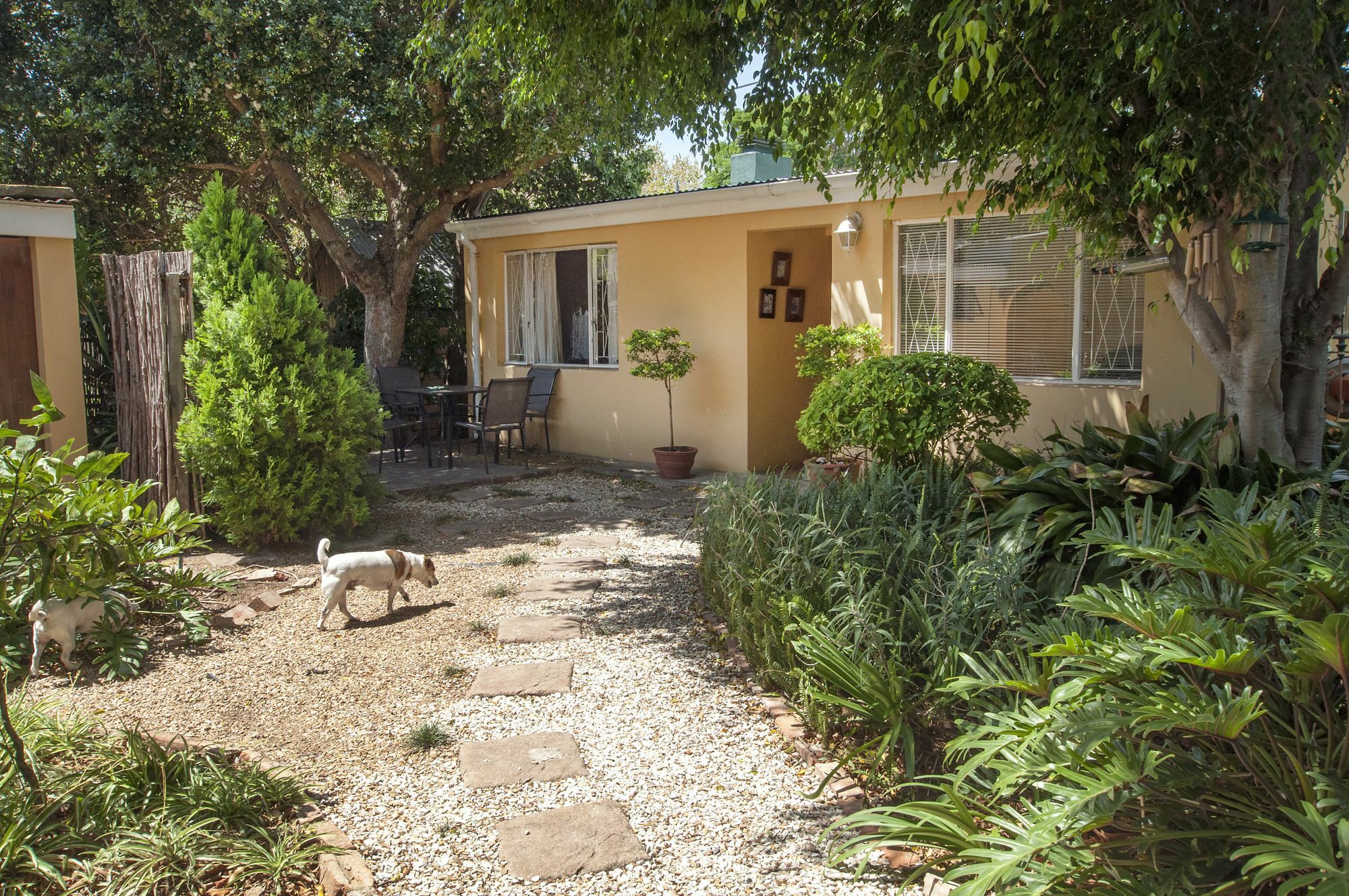 Zareba B&B Guesthouse Glendinningvale ภายนอก รูปภาพ